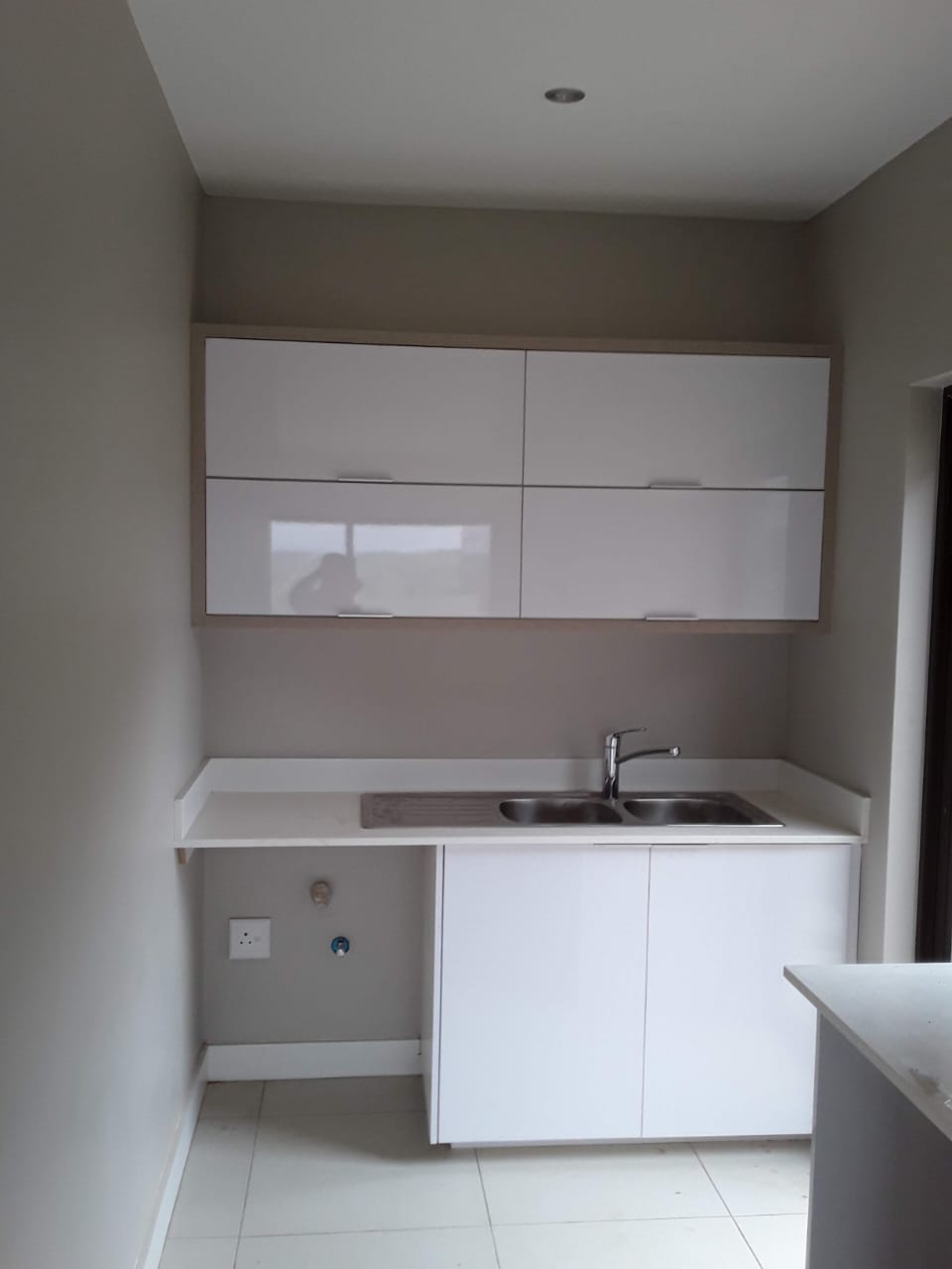 Kitchen cupboard subcontract Durban North — project C4