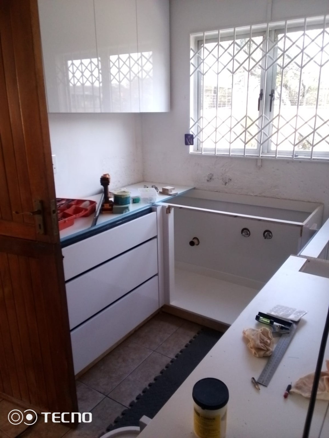 Kitchen installation in progress - Yvonne's kitchen Phoenix