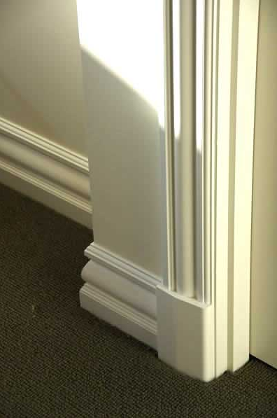Contemporary minimalist skirting boards — Modern home Ballito KZN by El-Shaddai Interiors